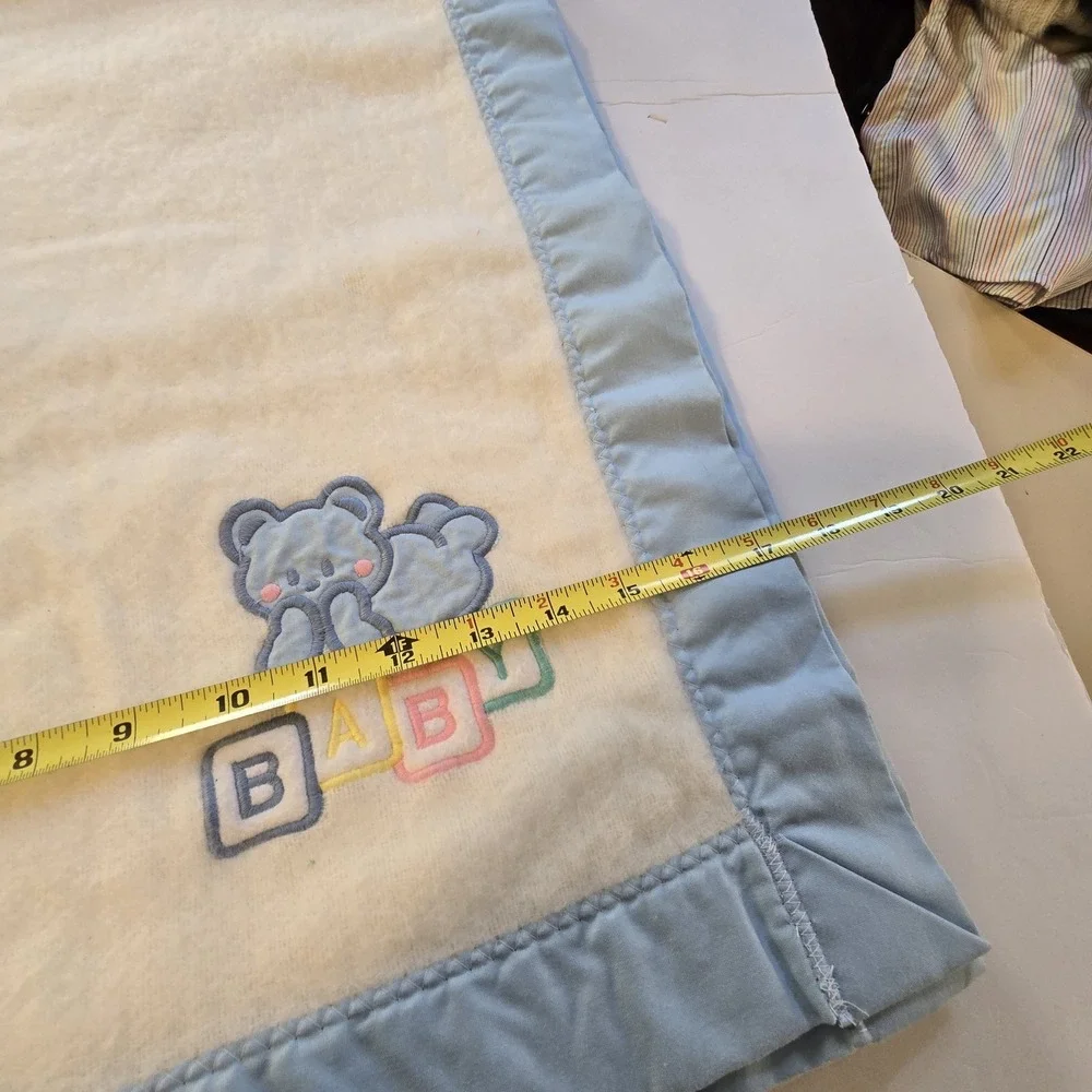 Vintage USA Baby Blanket Embroidery Teddy Bear Building Blocks Blue Trim Acrylic